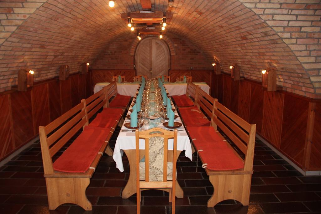 Penzion Patria Kobyli Bagian luar foto
